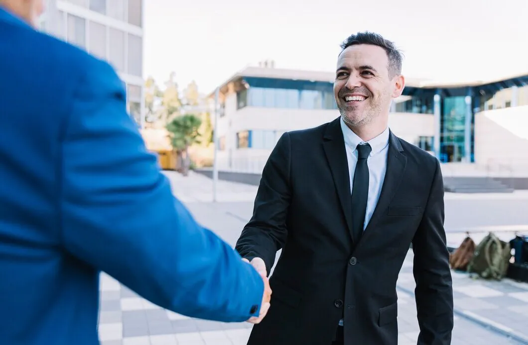 PlusUAE - Local Sponsorship in Abu Dhabi